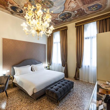 Hotel Palazzina Sardi Venesia Bagian luar foto
