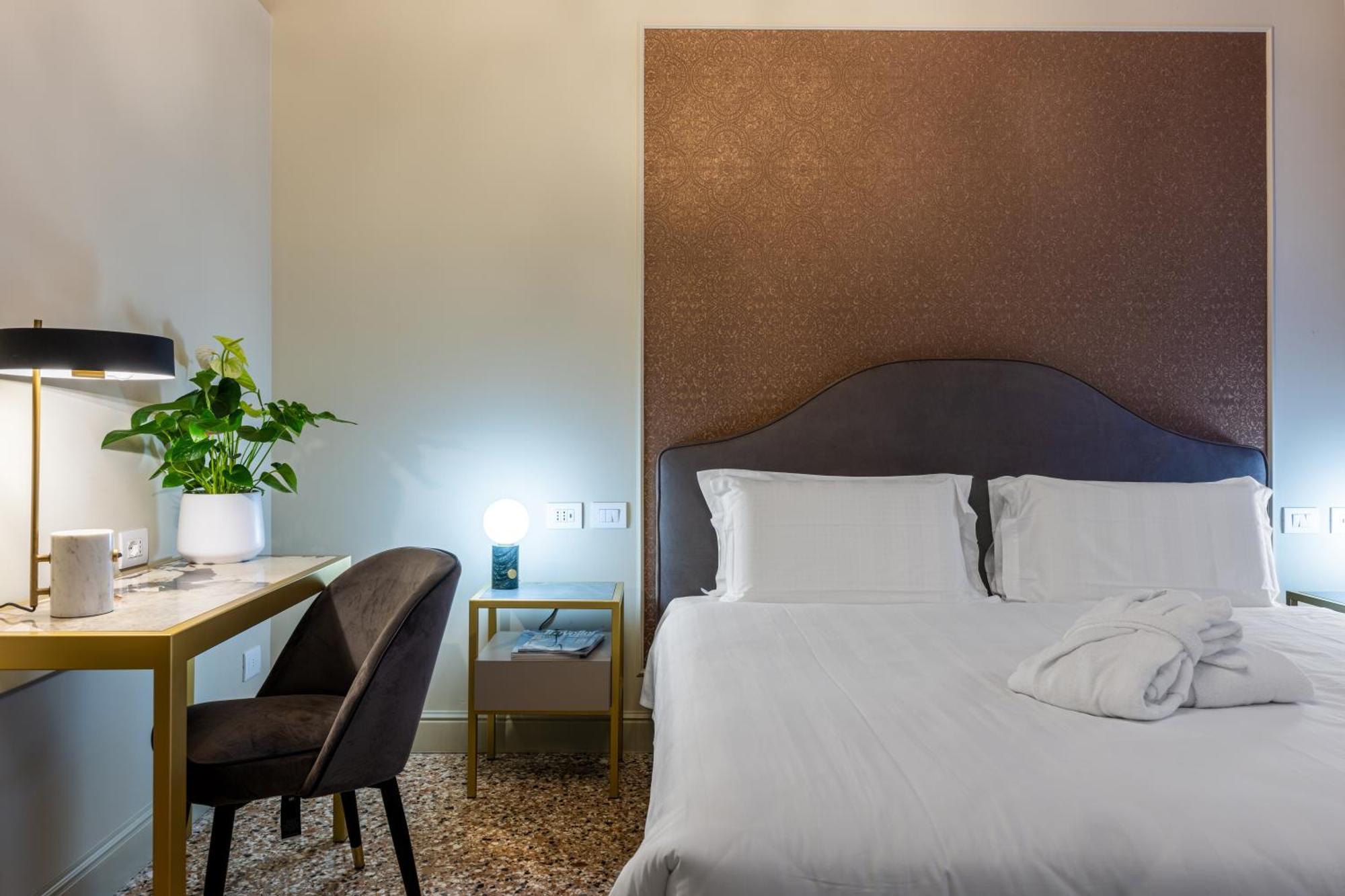 Hotel Palazzina Sardi Venesia Bagian luar foto